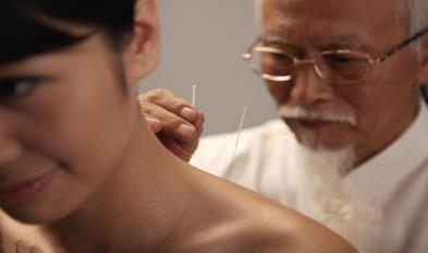 利用针灸调理肩周炎要注意哪些方面
